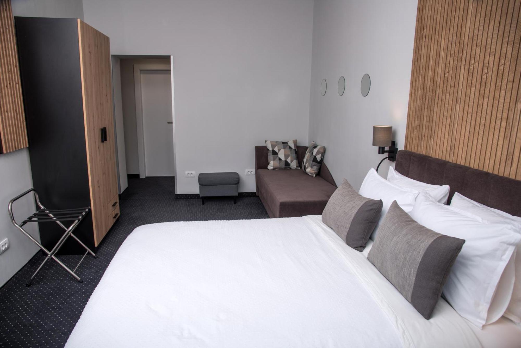 בלגרד Republic Square Luxury Suites מראה חיצוני תמונה