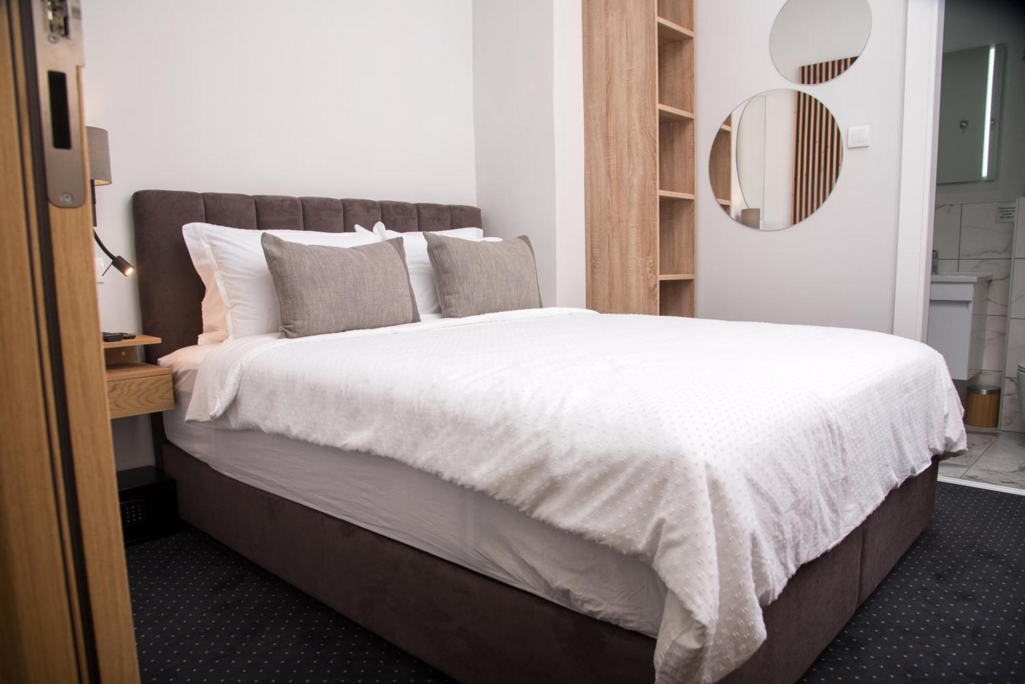 בלגרד Republic Square Luxury Suites מראה חיצוני תמונה
